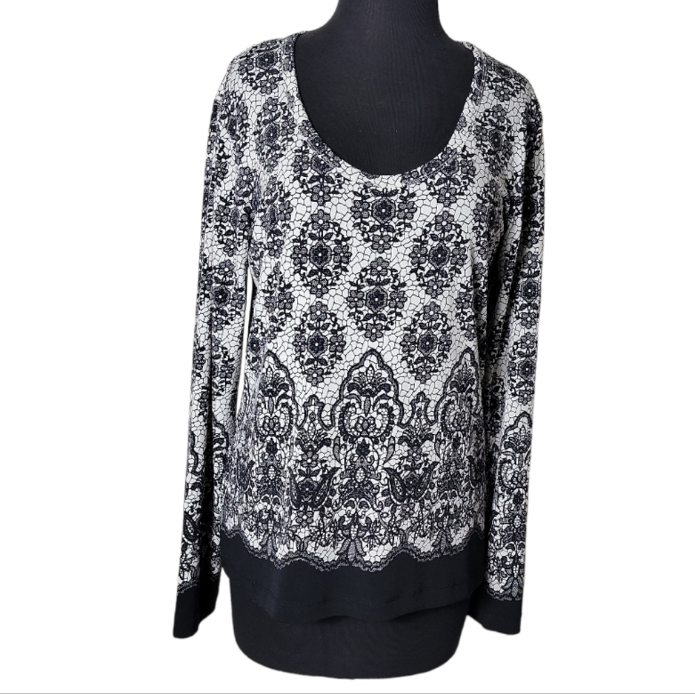 Jockey person to person scoop neck lace print long sleeve top women's size M